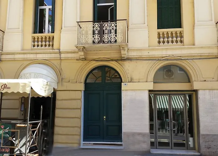 Gioberti House