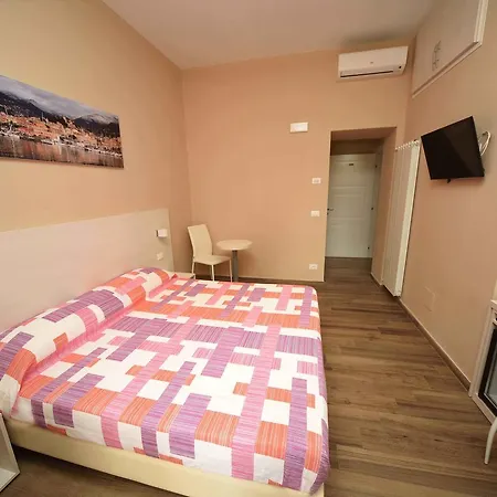 Гостьовий будинок Gioberti House Санремо